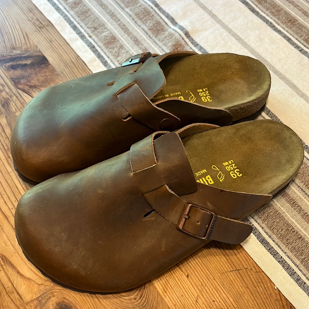 Birkenstock clog never worn